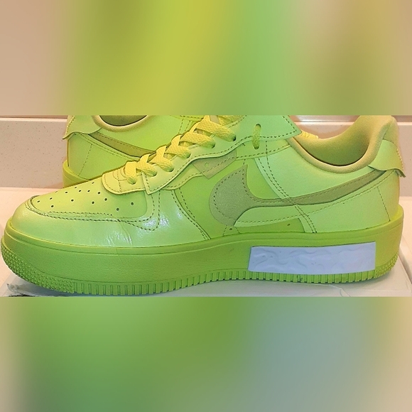 Air Force 1 Fontanka - Picture 5 of 7